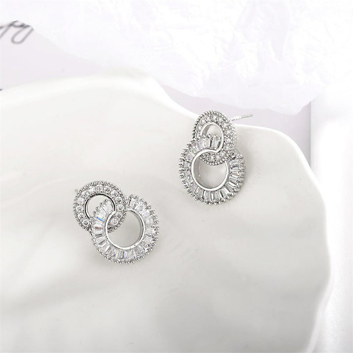 Pendientes de círculos entrelazados Elise