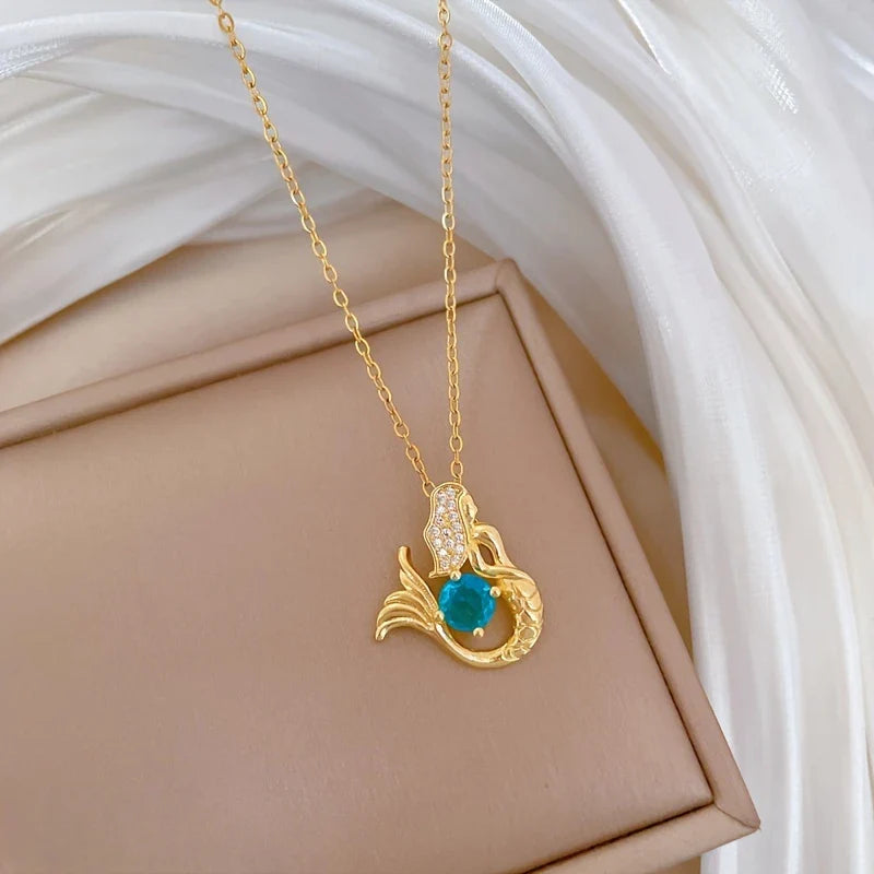 Collar de Sirena Marina con Diamante Azul