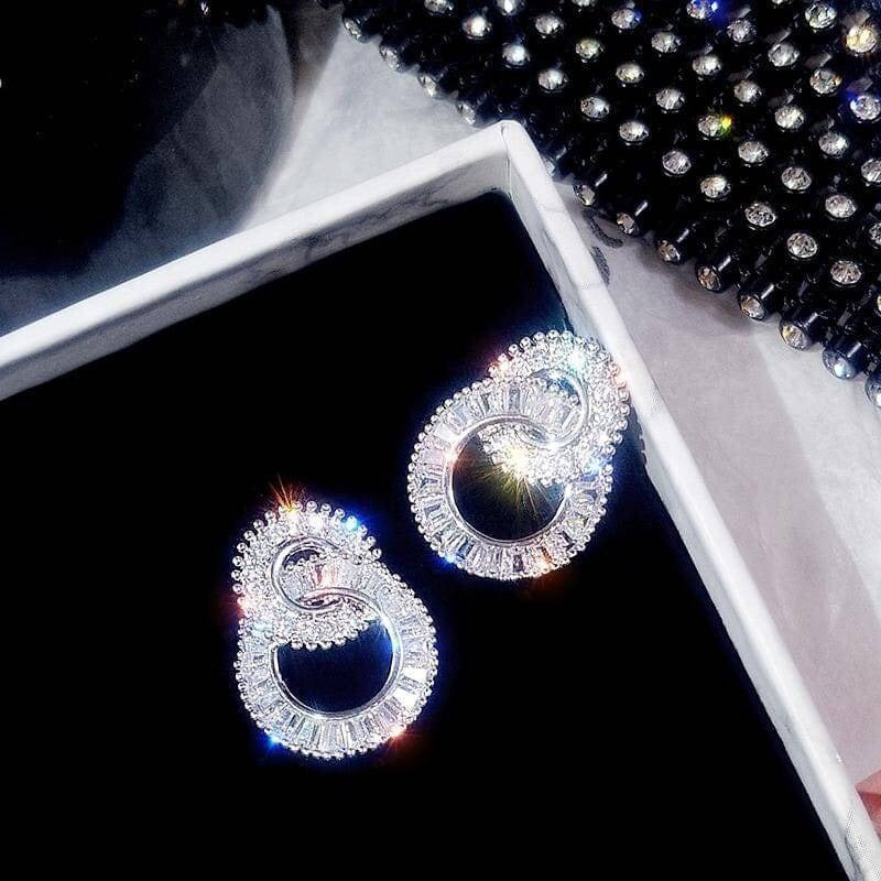 Pendientes de círculos entrelazados Elise