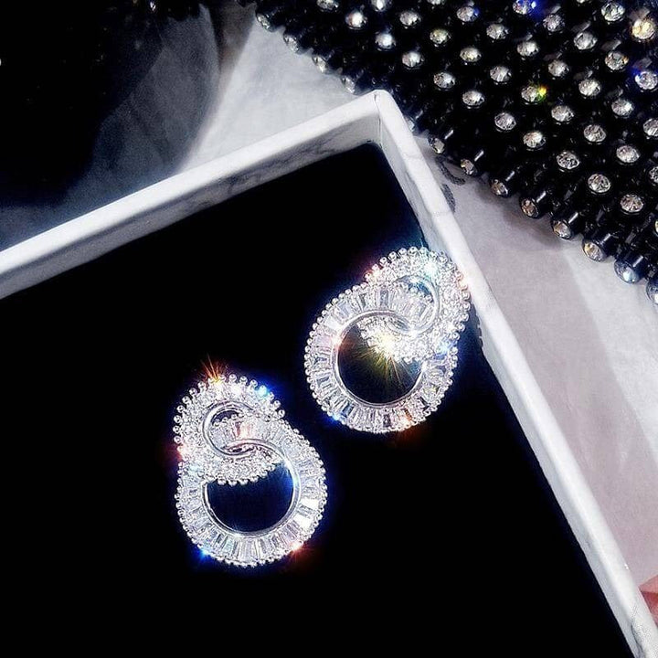 Pendientes de círculos entrelazados Elise