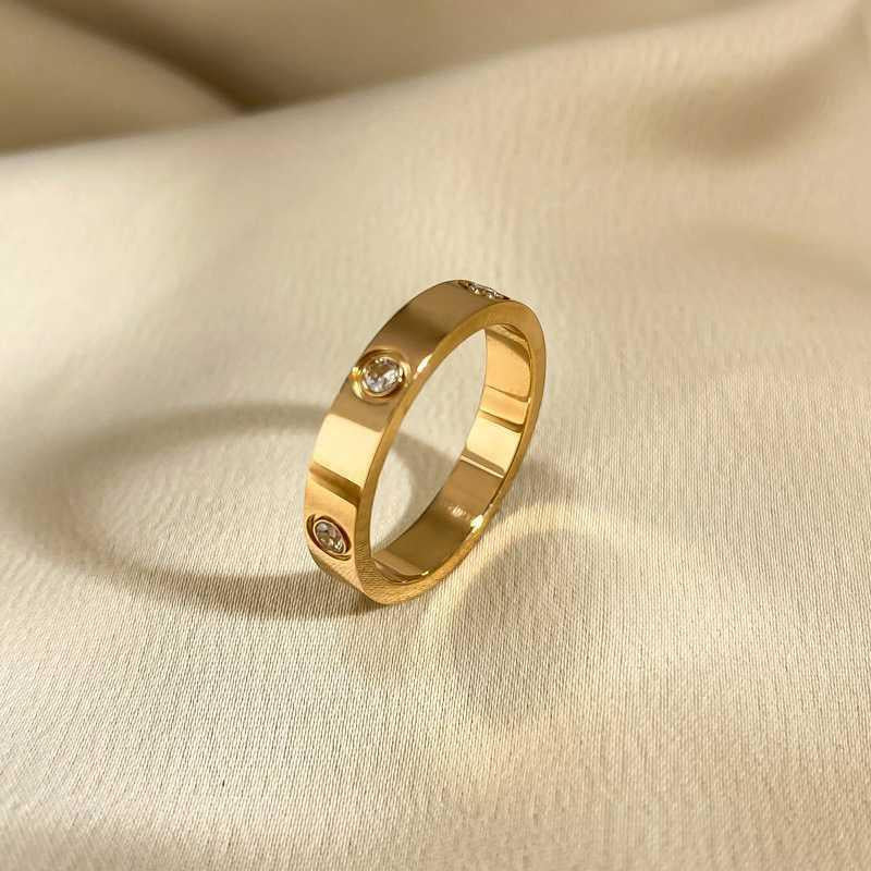 Anillo de banda Roseane