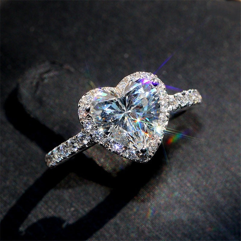 Anillo del Corazón Cautivador