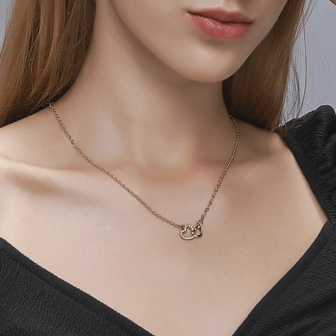 Collar de doble corazón Cynthia