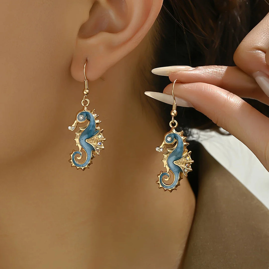 Pendientes Dorados Caballito de Mar Azul