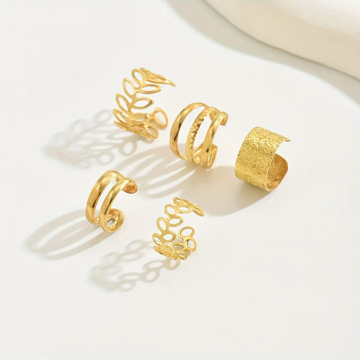 Conjunto de 5 Pendientes Elegantes Dorados