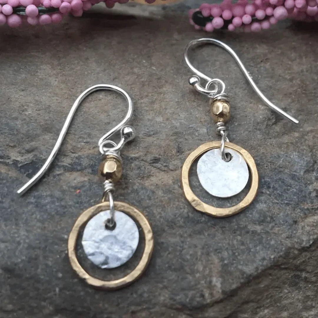 Pendientes vintage dorados y plateados