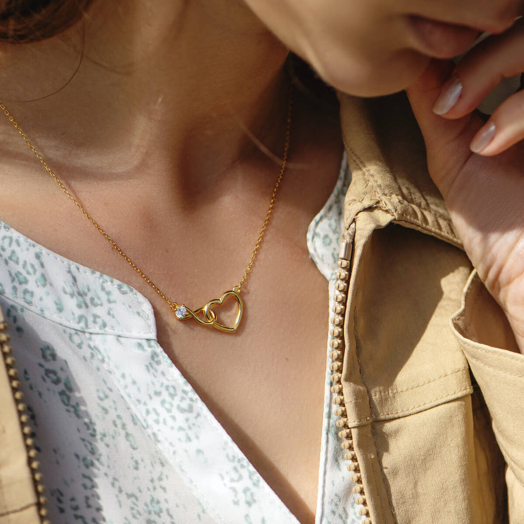 Collar Corazón Infinito