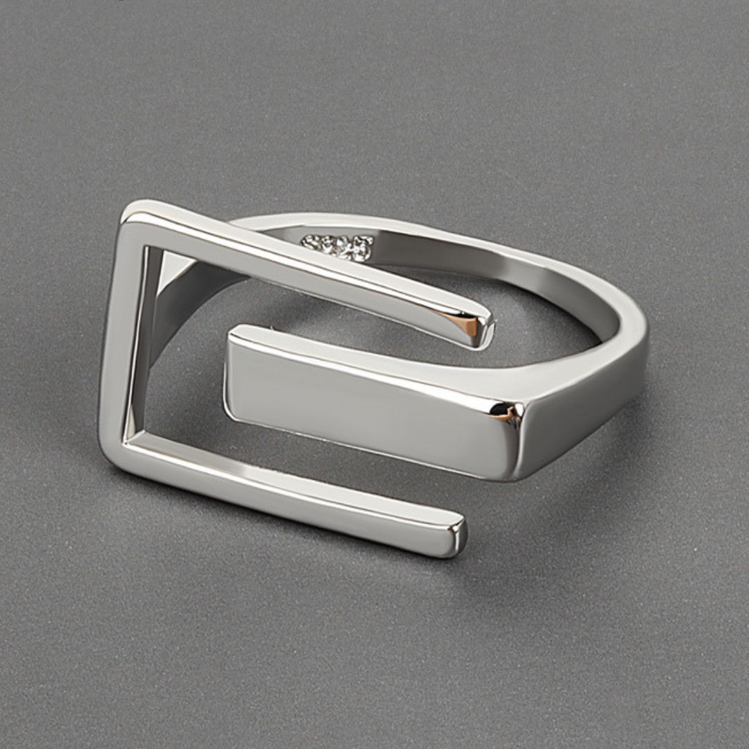 Anillo modernista ajustable de plata 925