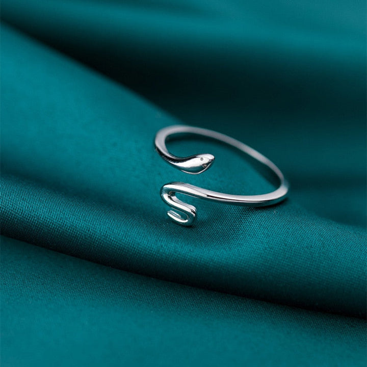Anillo ajustable de plata 925 con forma de serpiente