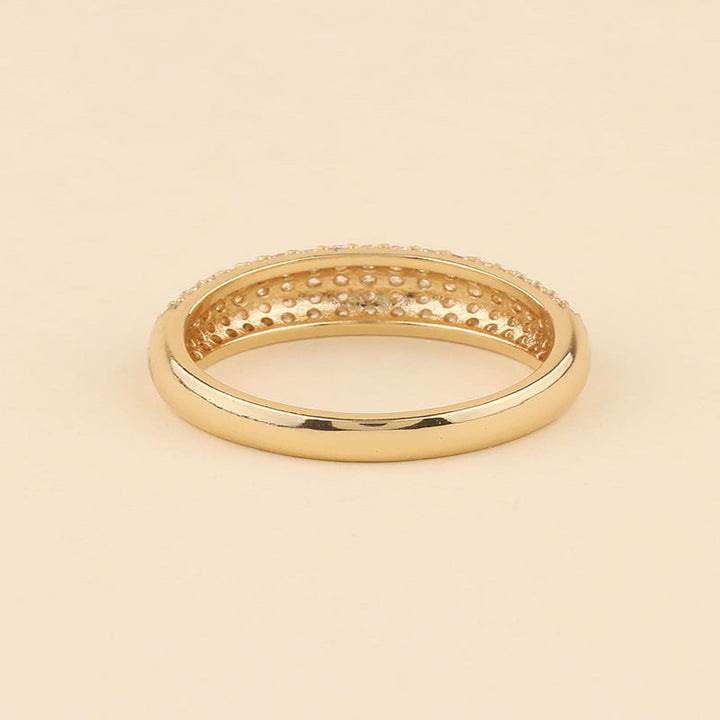 Anillo dorado de Domo de Cristal