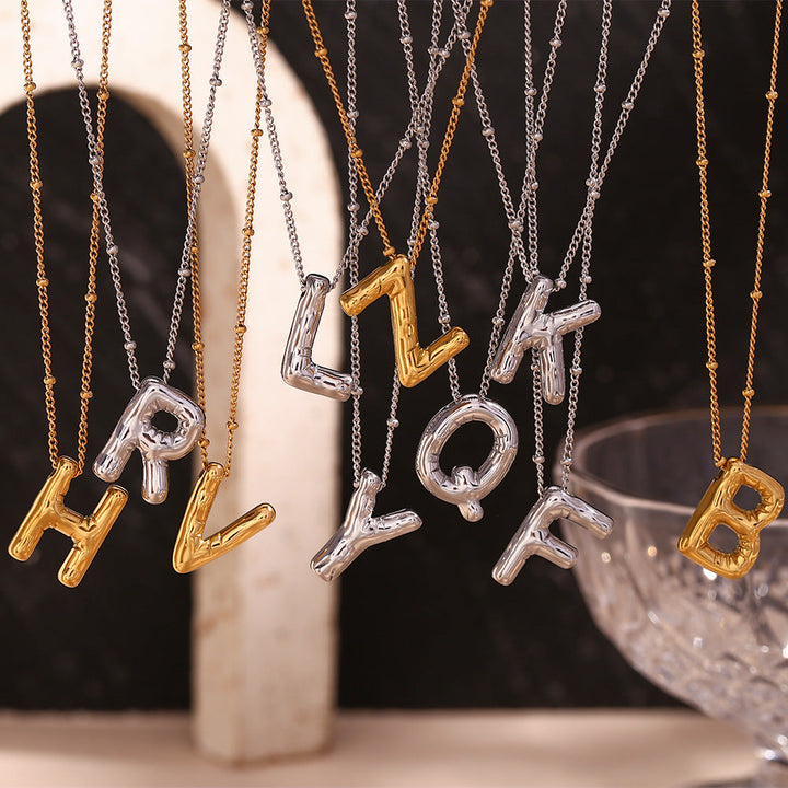 Collar personalizado de inicial con burbujas