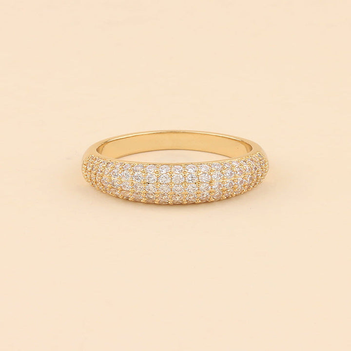 Anillo dorado de Domo de Cristal