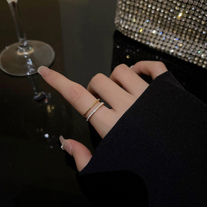 Anillo geométrico dorado Olivia
