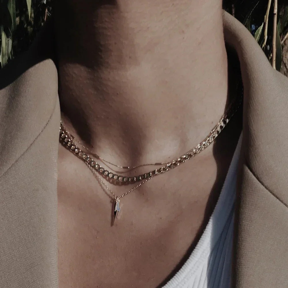 Collar de cadena plana Curb | Oro blanco