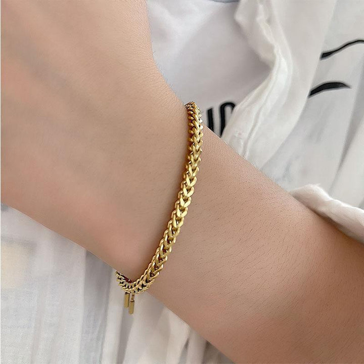 Pulsera de la Fortaleza Dorada