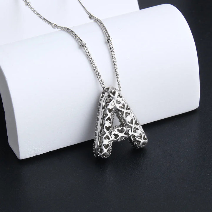 Set de collares con iniciales Bubble Letter | Oro blanco