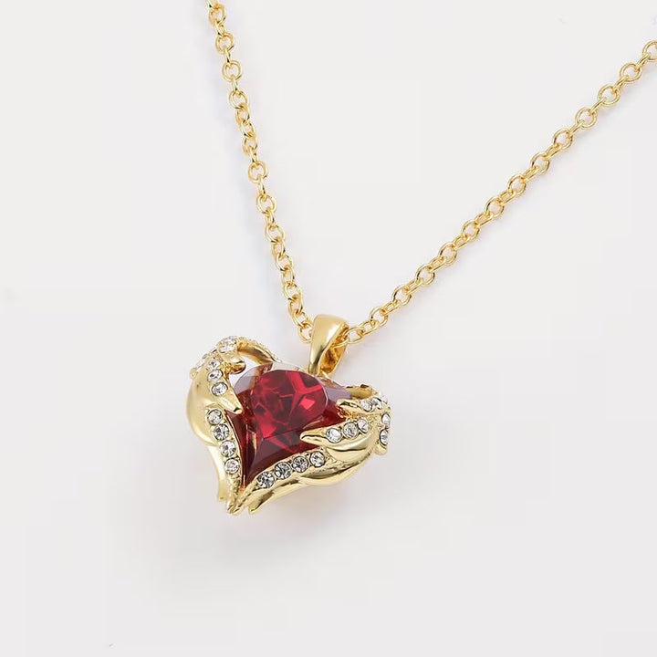 Collar corazón de rubí Angel Embrace | Oro