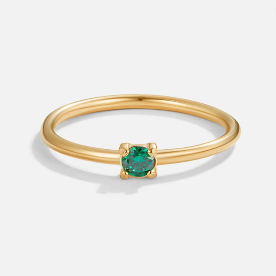 Anillos de oro con piedra de nacimiento