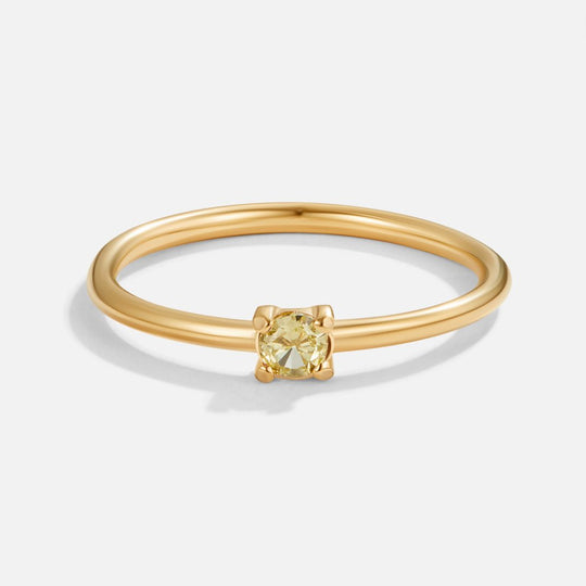 Anillos de oro con piedra de nacimiento
