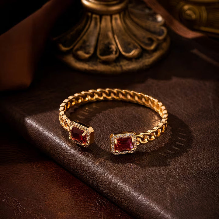 Pulsera abierta de rubí Veloria | Oro