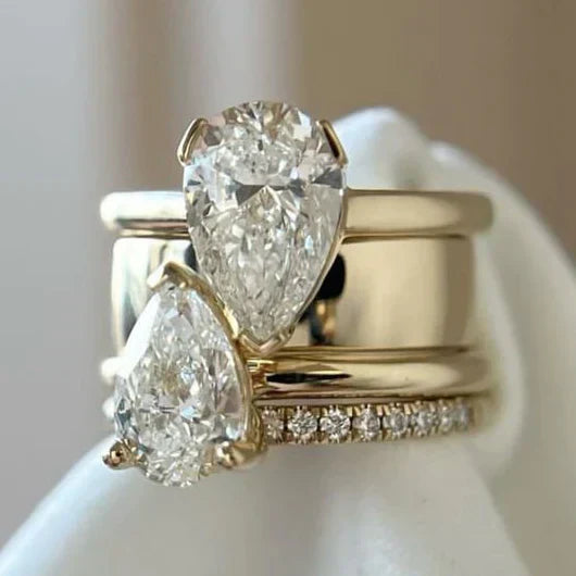 Anillo Colgante de Doble Zirconia Vintage
