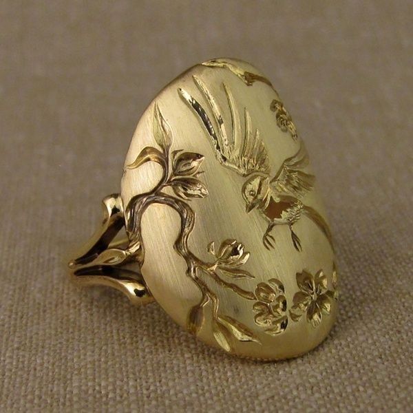Anillo vintage natural de oro