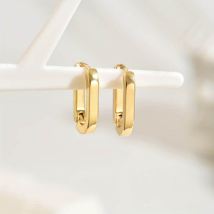 Pendientes de aro geométricos elegantes