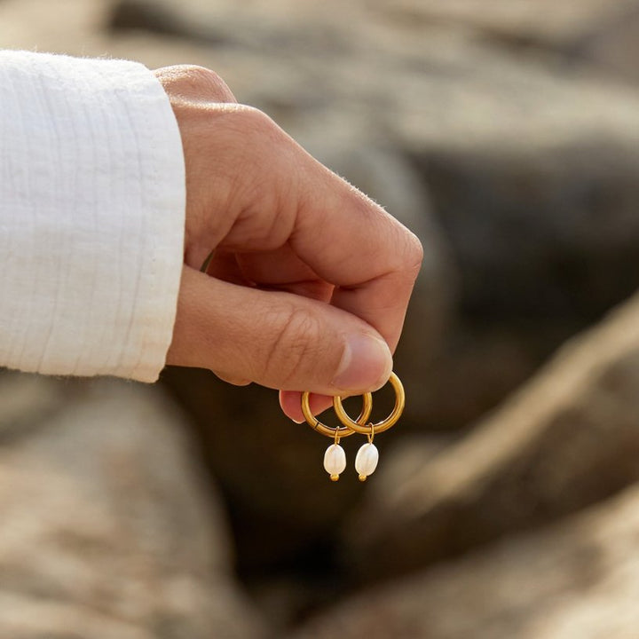 Pendientes de perlas de agua dulce