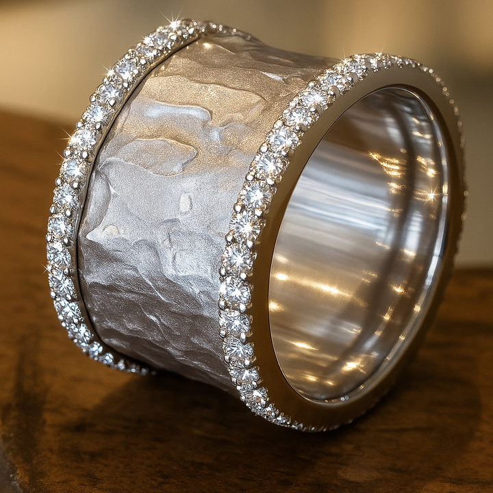 Anillo vintage de circonita plateada