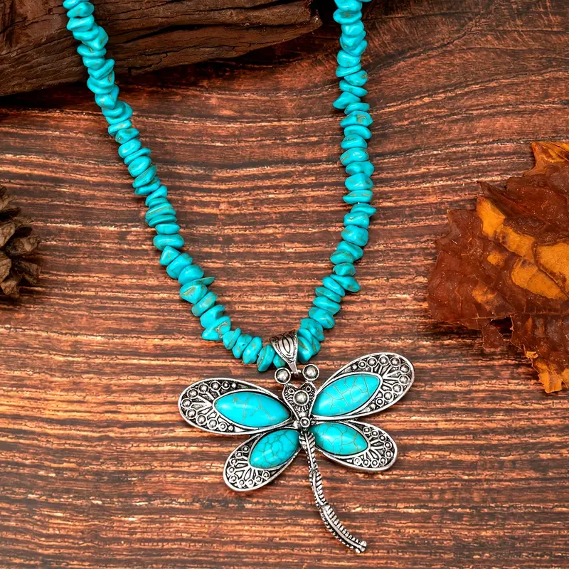 Collar de libélula azul
