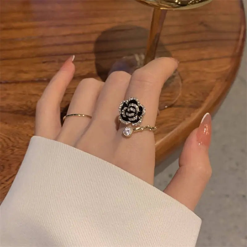 Anillo Vintage de Rosa Negra
