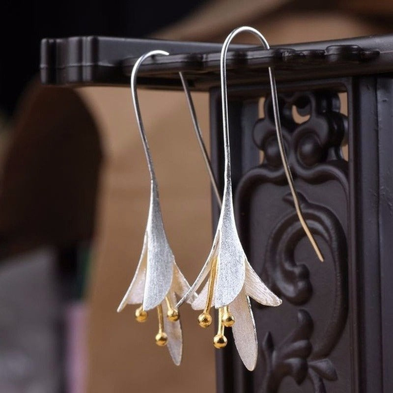 Pendientes vintage de flores de plata de lujo